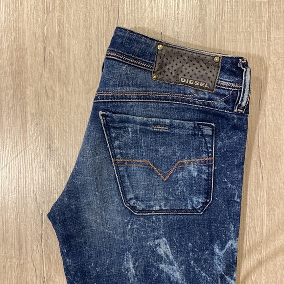 LOWKY Diesel denim pants, washed patterns & cuts, waist size 27 and length 32 - Picture 3 of 7